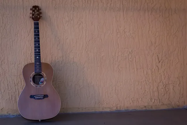 41 Inch Spruce Acoustic Guitar