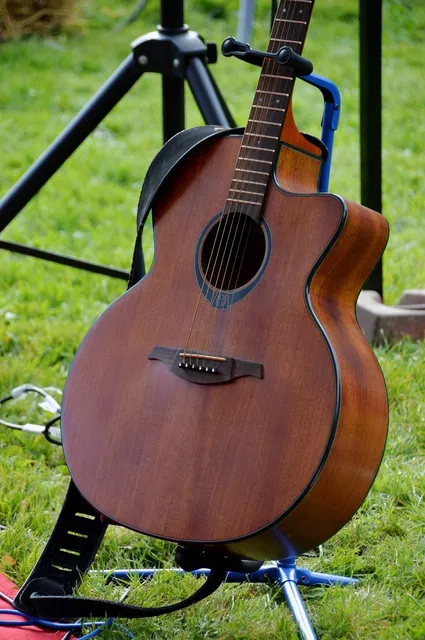40 Inch Spruce Linden Acoustic Guitar