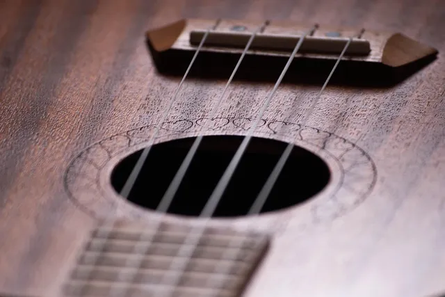 HMUKP26-200 Ukulele