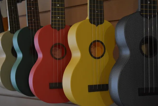 Plastic Colourful Guitar Pickguards With Flower Painting